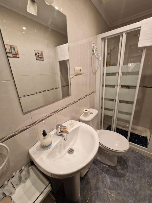 14A04 Casa De Piedra Colunga Villa Екстериор снимка